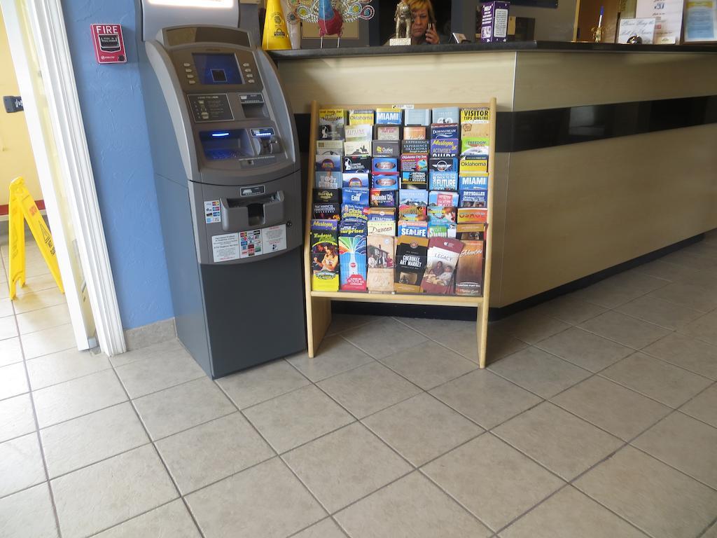 Pryor Creek Days Inn מראה חיצוני תמונה