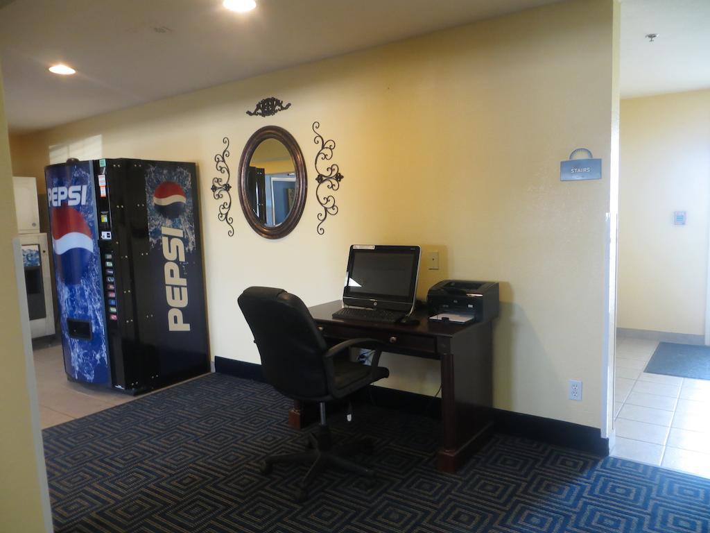 Pryor Creek Days Inn מראה חיצוני תמונה
